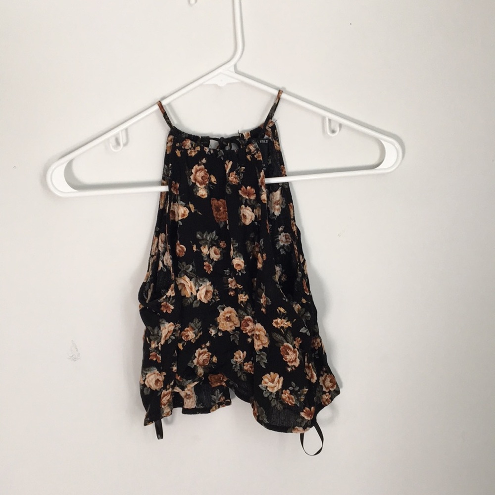 ✨Itty Bitty Floral Crop Top✨